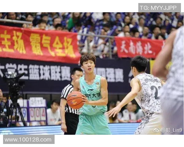 南京篮球队在锦标赛积分榜上以90分稳居第一名展现强劲实力